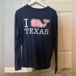 Vineyard vines tee